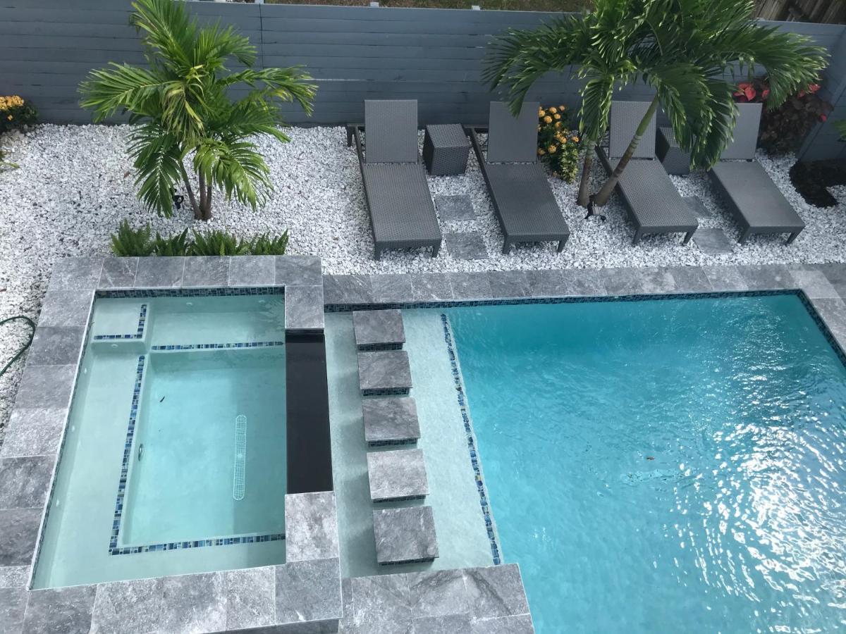 Casa Hermes Wilton Manor - Gay Guesthouse Wilton Manors Exteriör bild